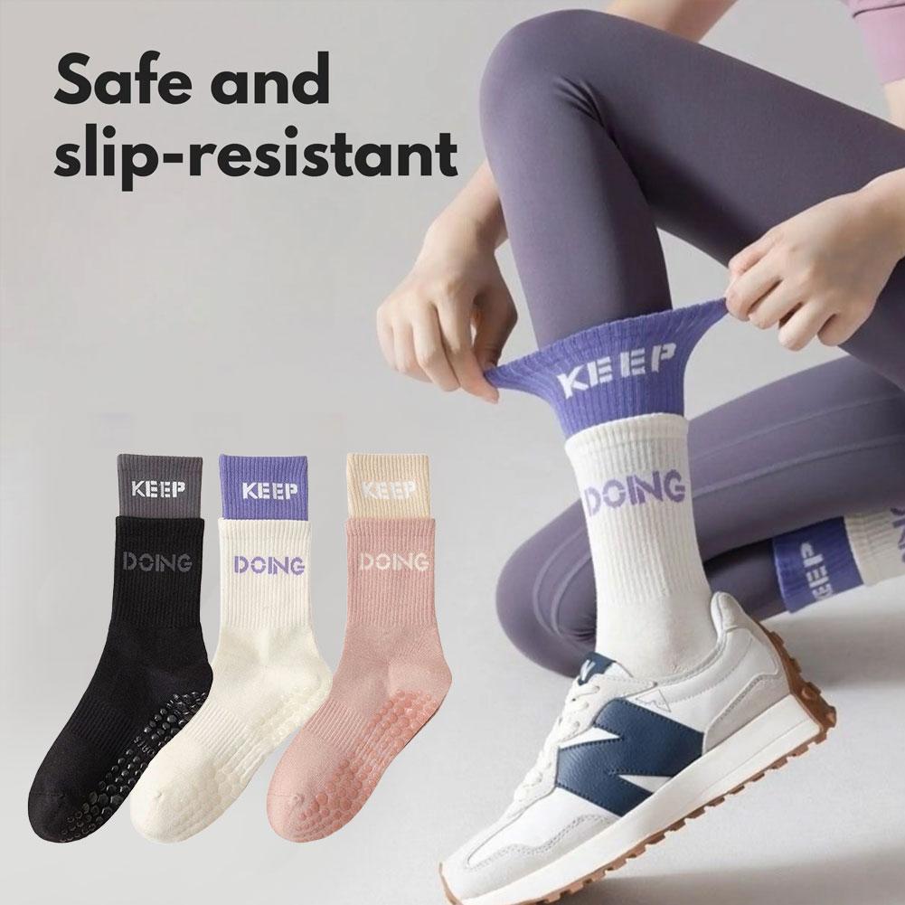 Pilates Yoga And Barre - Women Non Slip Pilates Yoga Socks