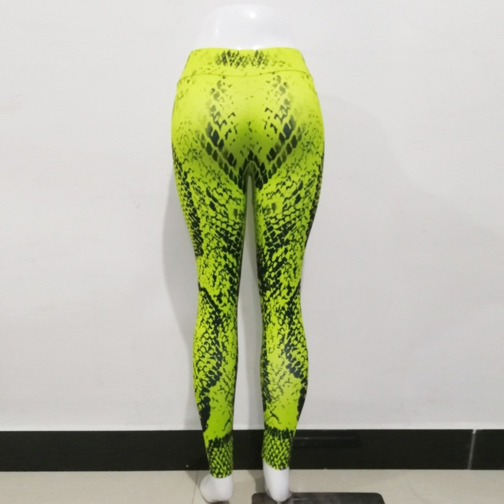 Serpentine Snake Print Legging - đánh giá và giá Pilates Yoga Legging
